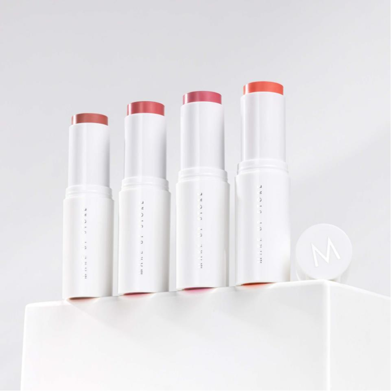Recension av Superior Colour Blush Stick från Make Up Store